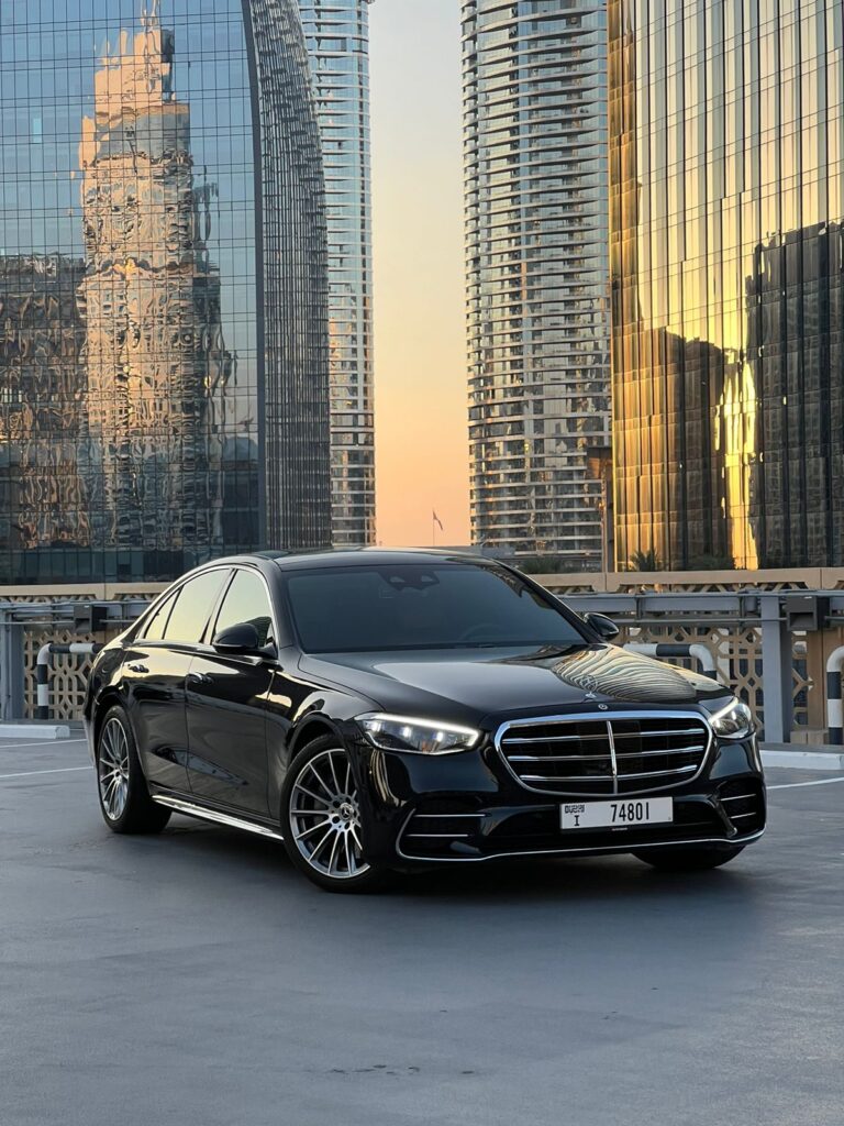 MERCEDES BENZ S-klass 2023 в Дубаи