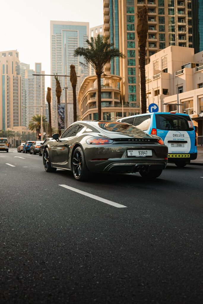 Porsche Cayman 2022-2023 или аналог в Дубаи, ОАЭ