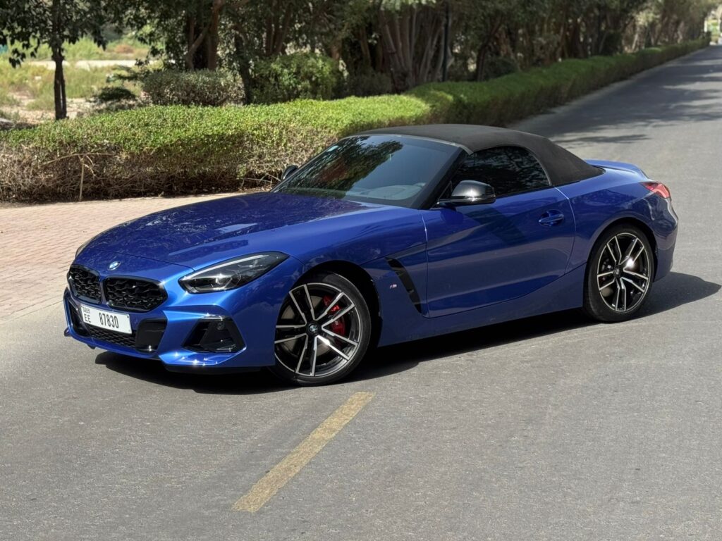 BMW Z4 30i 2026 blue или аналог в Дубаи, ОАЭ