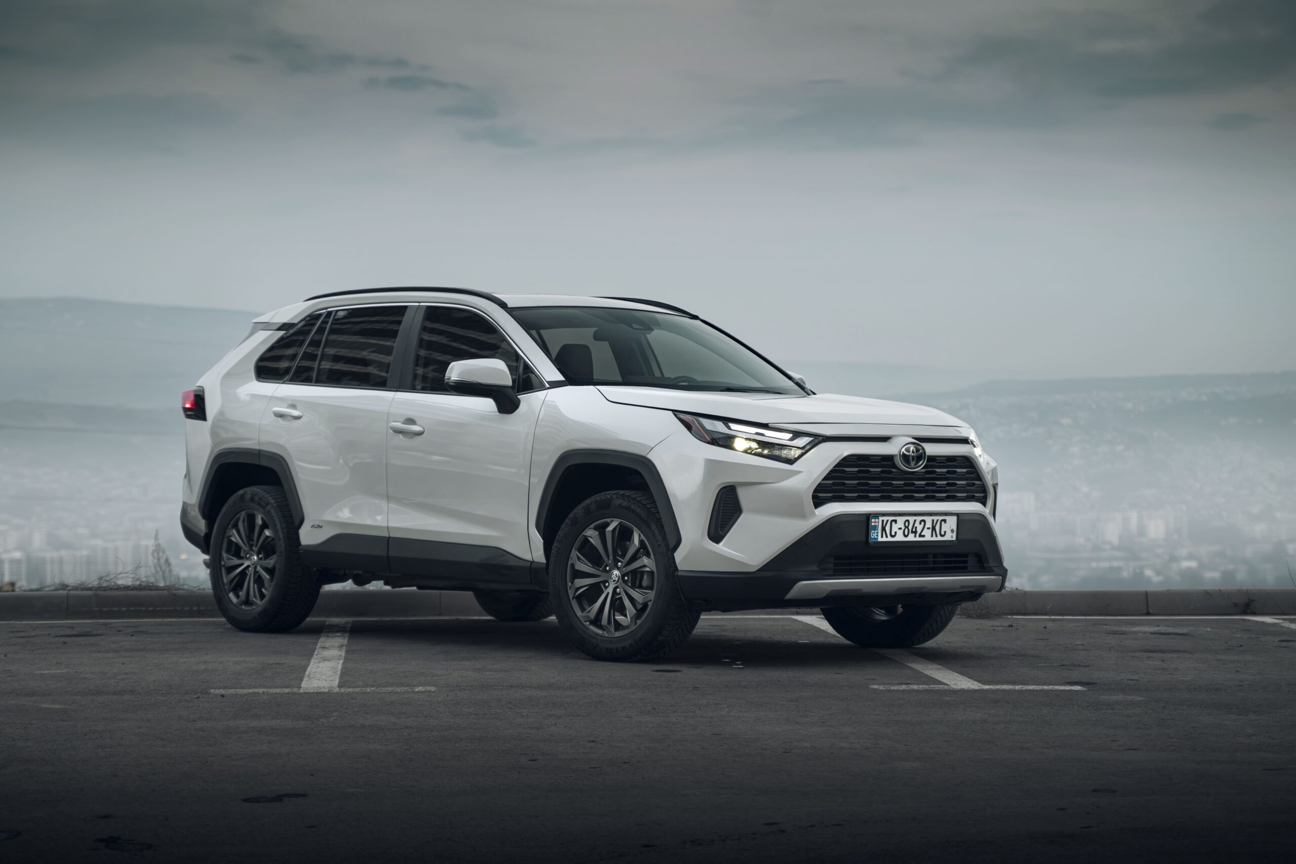 Toyota RAV-4 2020 или аналог в Тбилиси, Грузия