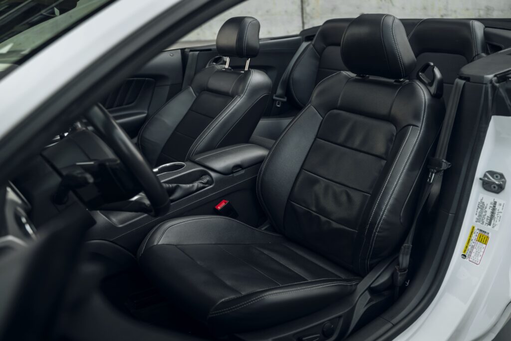 Ford Cabrio MUSTANG 2021 или аналог в Тбилиси, Грузия