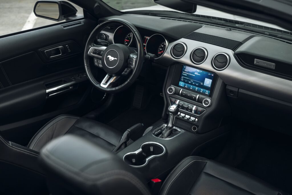 Ford Cabrio MUSTANG 2021 или аналог в Тбилиси, Грузия