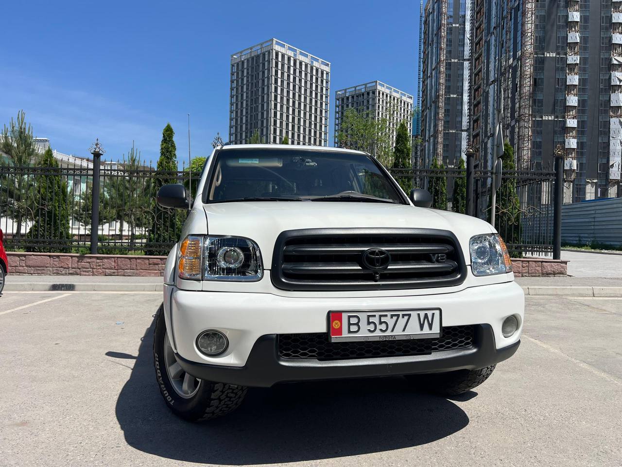 Toyota Sequoia 7 мест 2004-2007 или аналог в Бишкеке, Кыргызстан