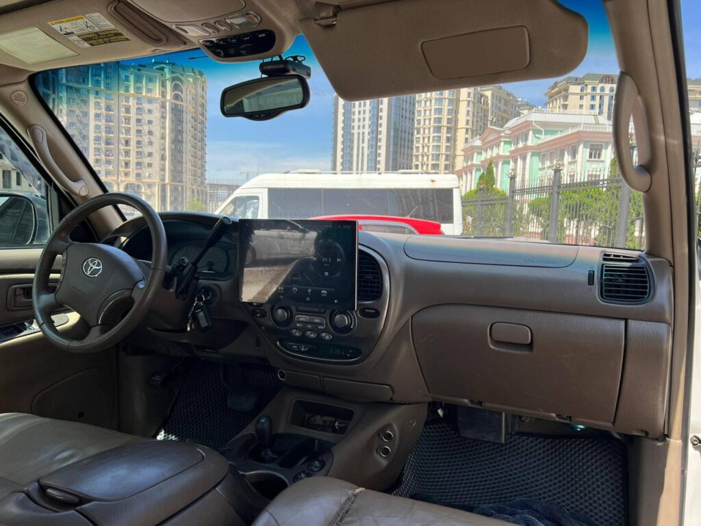 Toyota Sequoia 7 мест 2004-2007 или аналог в Бишкеке, Кыргызстан