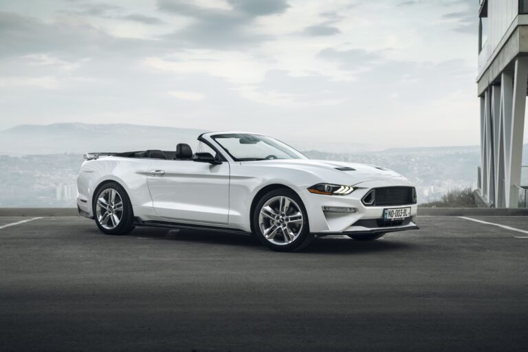 Ford Cabrio MUSTANG 2021 или аналог в Тбилиси, Грузия
