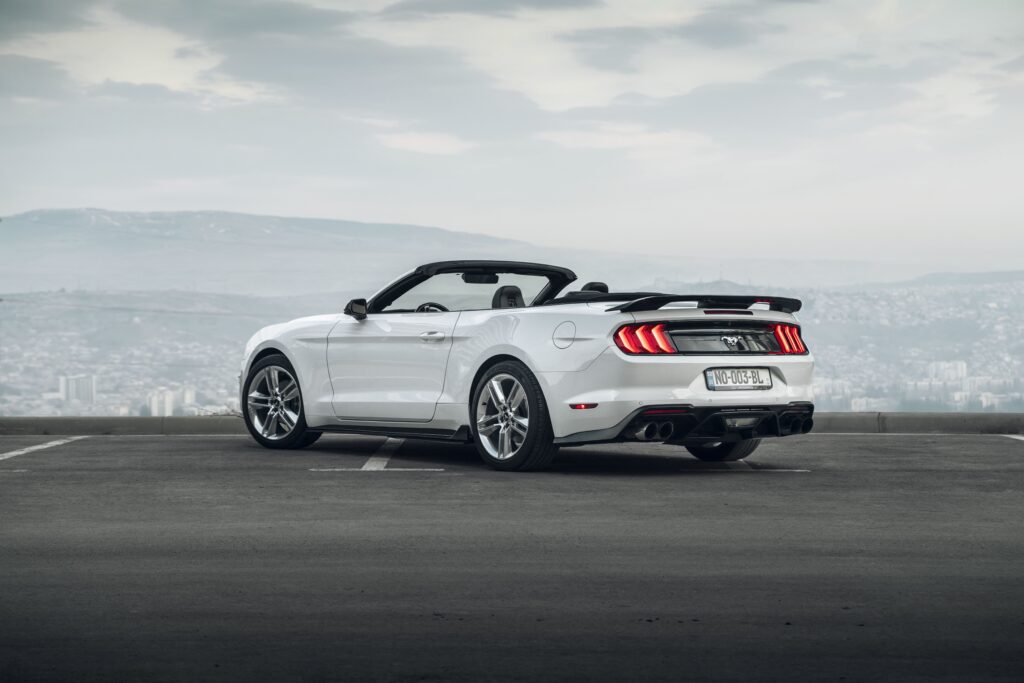 Ford Cabrio MUSTANG 2021 или аналог в Тбилиси, Грузия