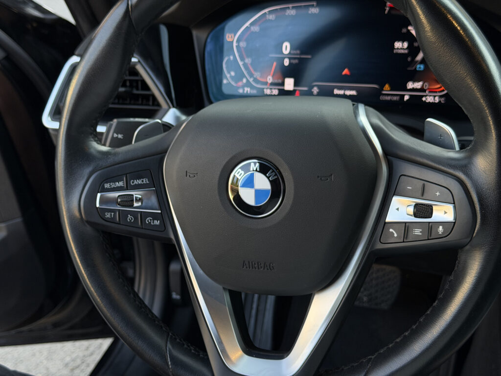 BMW 3 2019 или аналог в Тбилиси, Грузия
