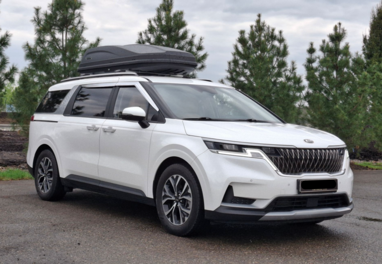 Kia Carnival 9 мест 2020-2023 или аналог в Горно-Алтайске, Россия