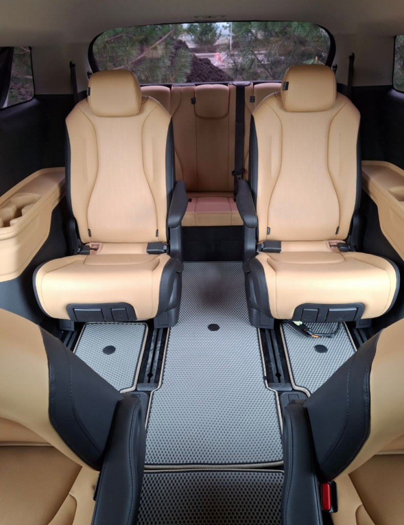 Kia Carnival 9 мест 2020-2023 или аналог в Горно-Алтайске, Россия