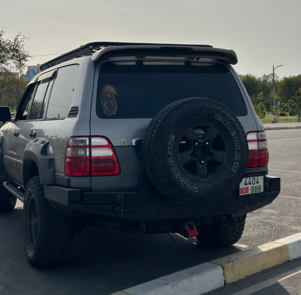 Toyota Land Cruiser 100 AT 2007-2009 или аналог в Бишкеке, Кыргызстан