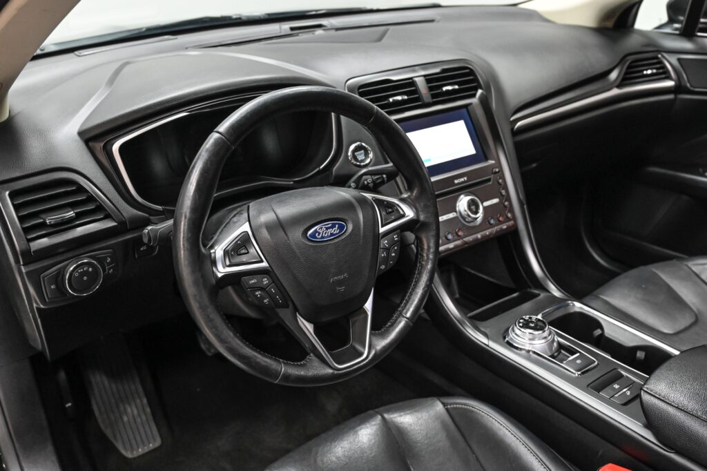Ford Fusion 2016-2019 или аналог в Тбилиси, Грузия