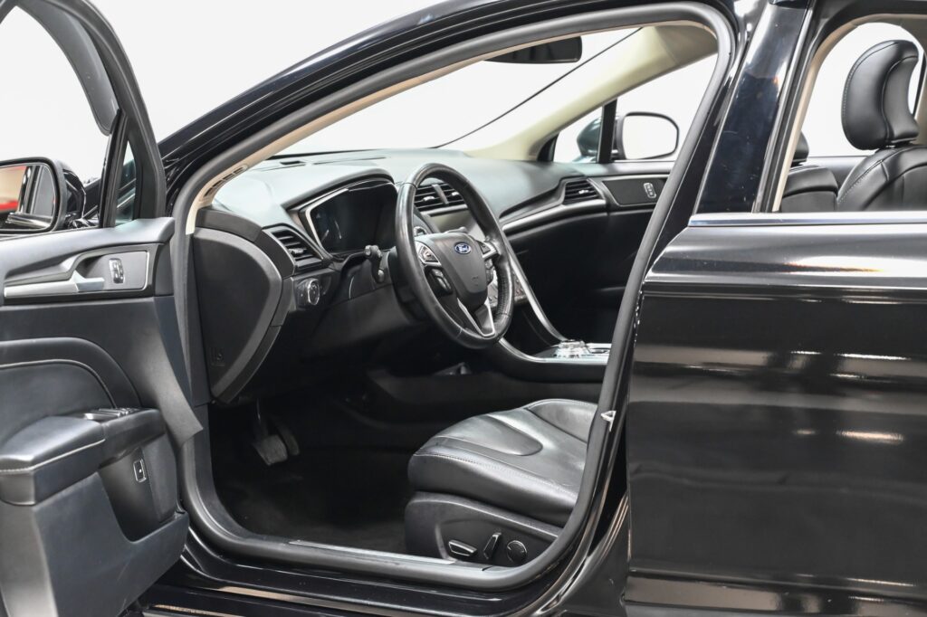 Ford Fusion 2016-2019 или аналог в Тбилиси, Грузия