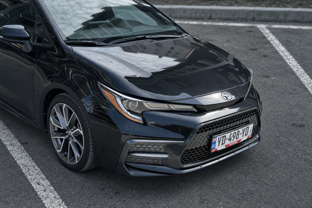 Toyota Corolla автомат или аналог в Тбилиси, Грузия
