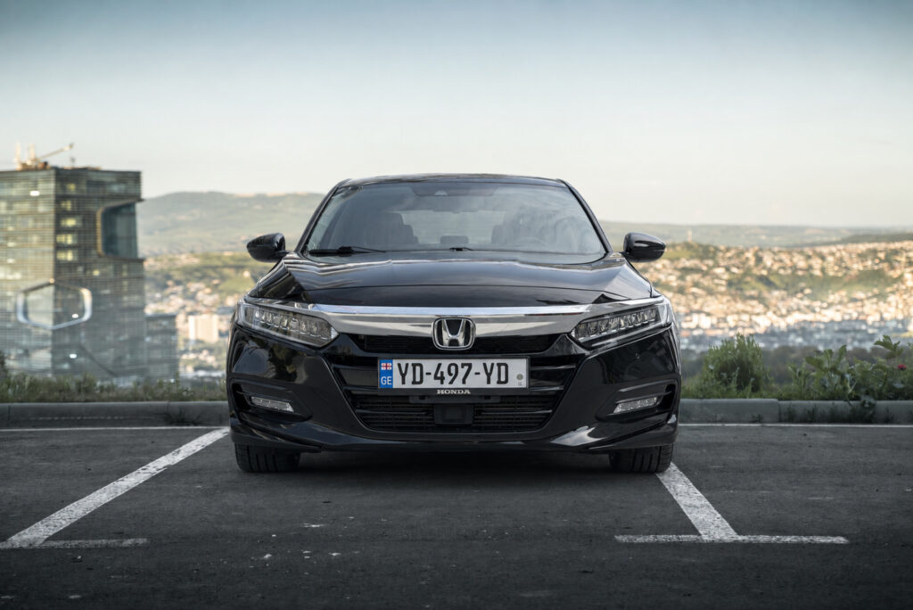 Honda Accord или аналог в Тбилиси, Грузия