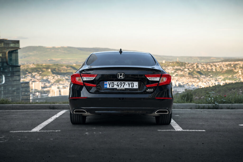 Toyota Corolla автомат или аналог в Тбилиси, Грузия